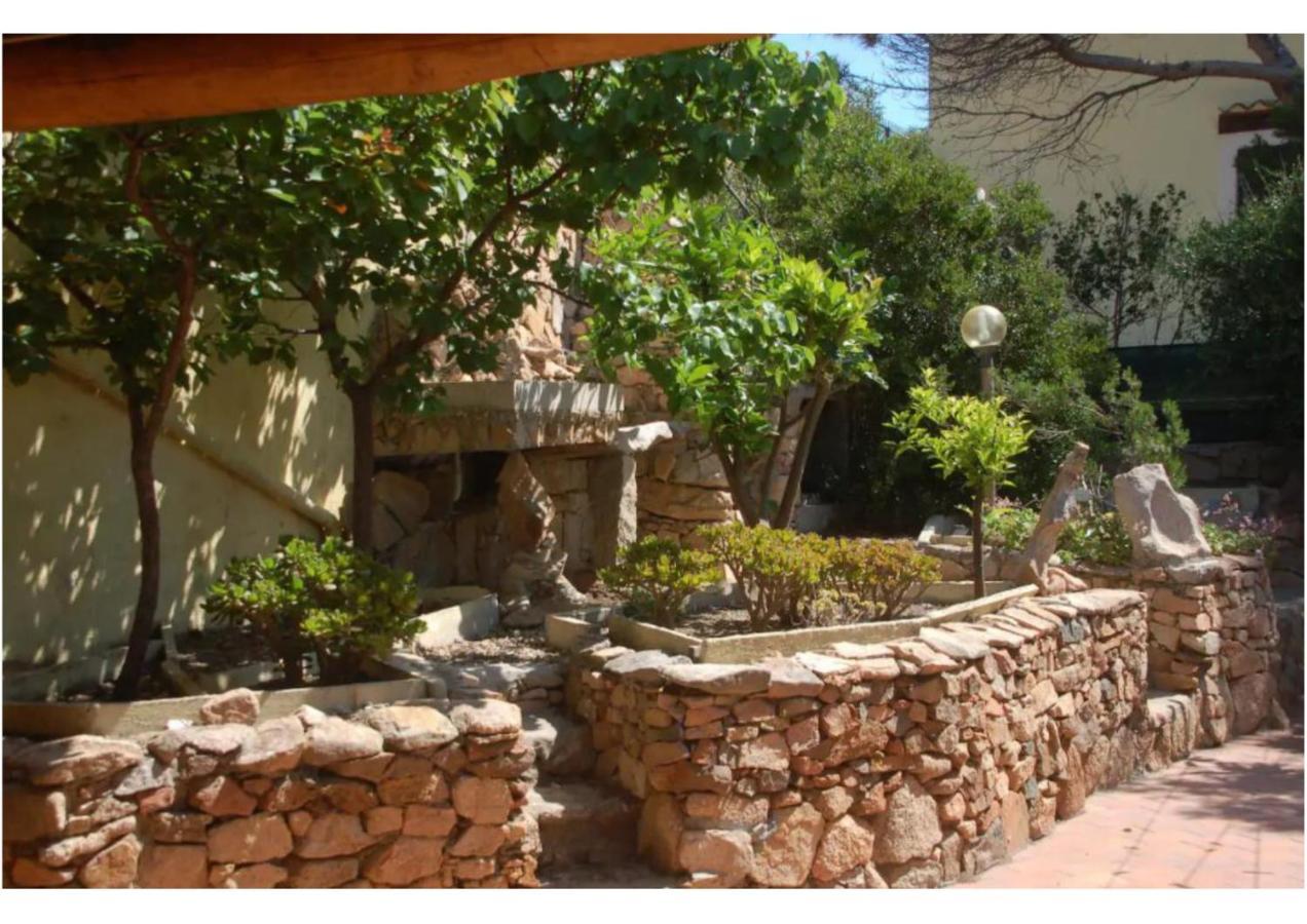 Casa Vacanze A Pochi Passi Dal Mare La Maddalena  Exterior photo